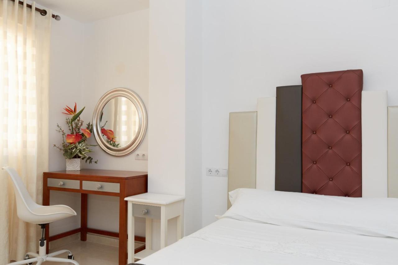 Apartamentos Anfiteatro ベニドルム エクステリア 写真