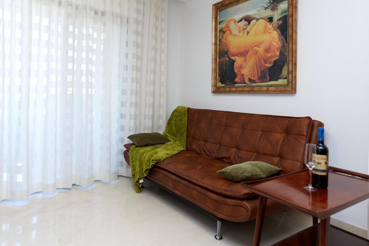 Apartamentos Anfiteatro ベニドルム エクステリア 写真